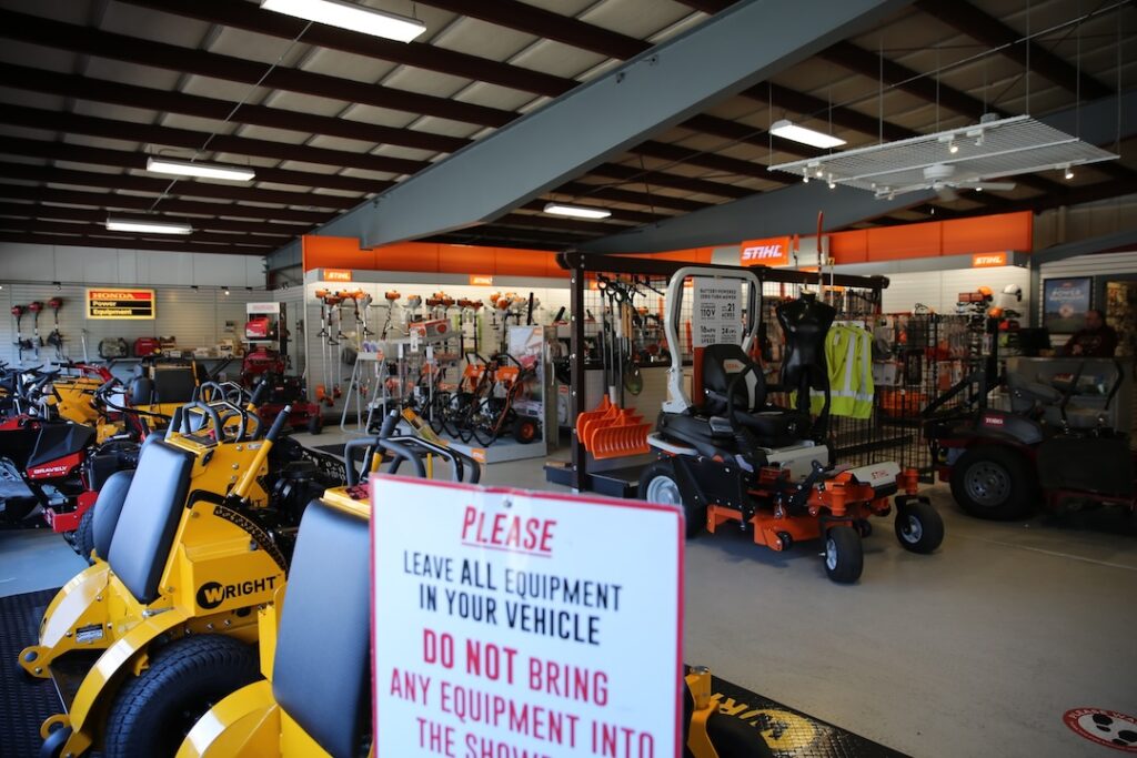 Industrial Warehouse for sale