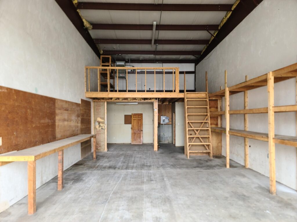 Business Bay for Lease in Hyannis